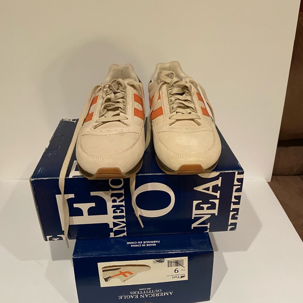 American Eagle Suede Mens Sneakers